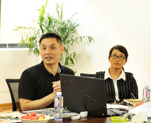 黄德宏